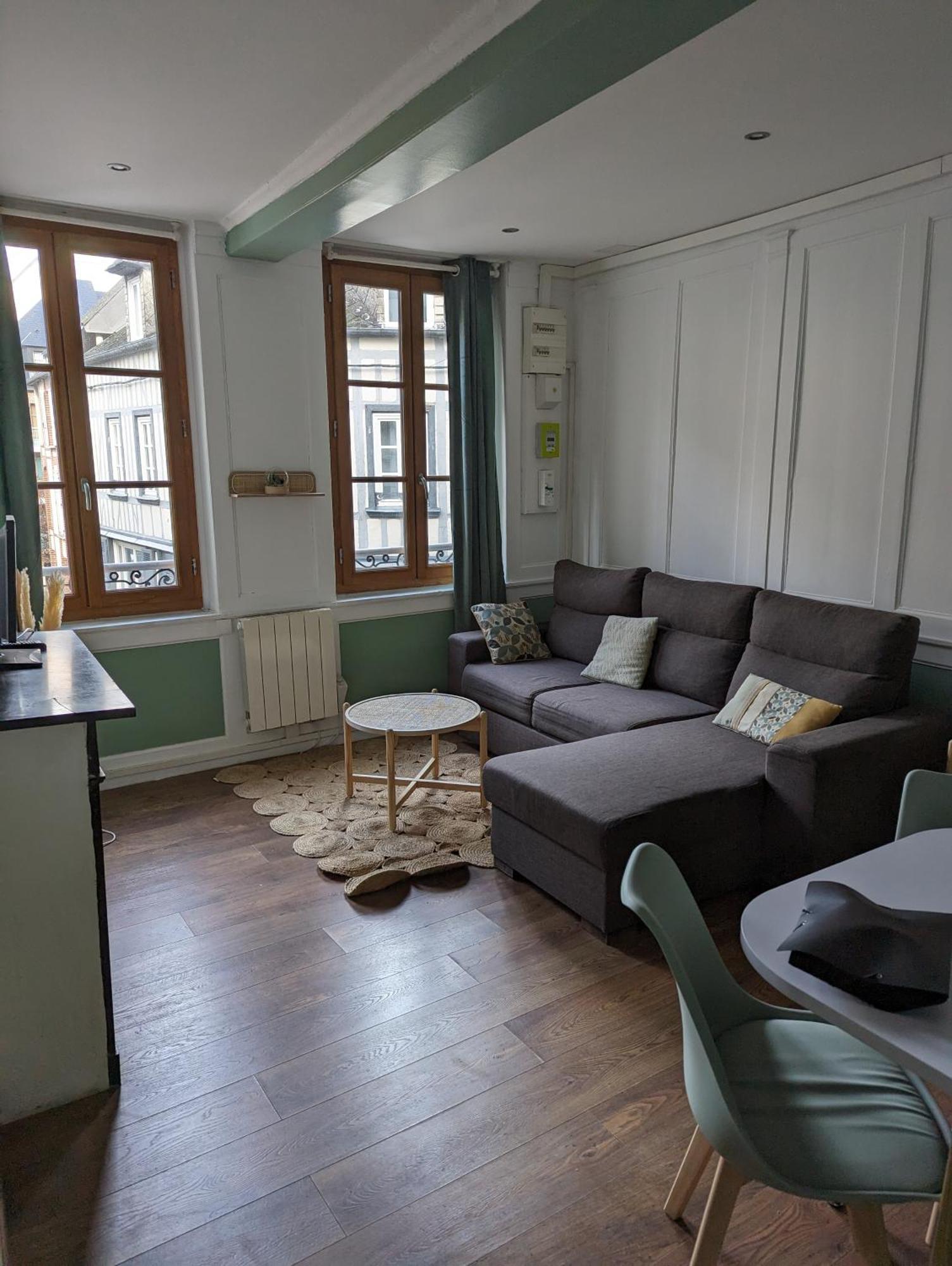 Le Saint Leonard... Il Est Vert Honfleur Exterior foto